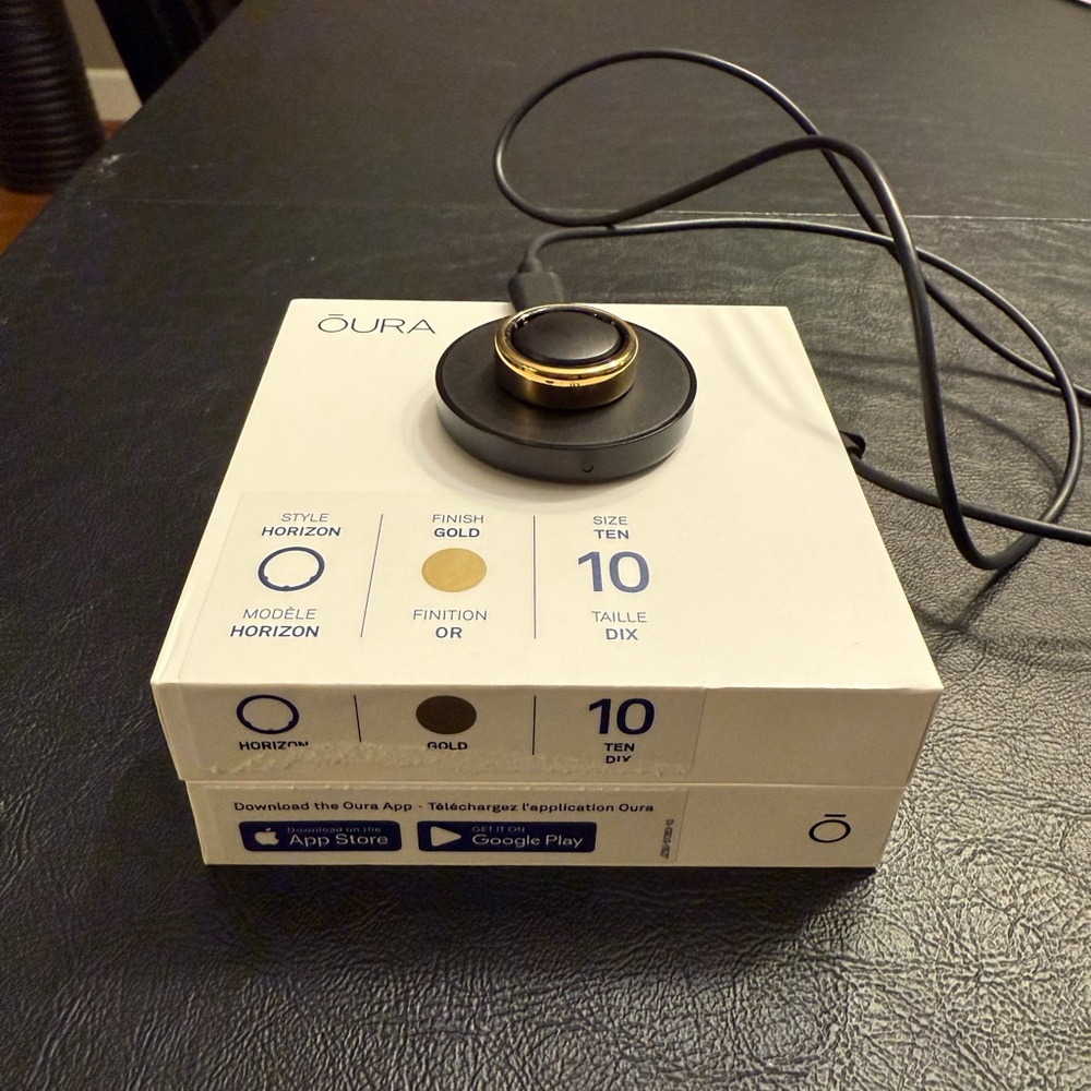 Oura Ring Generation 3 Horizon with Box and Charger